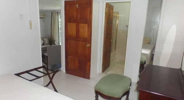 Upton Manor, Забронировать Отель Отели Ocho Rios Coast 3 звезды, 3*