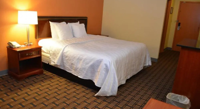 Двухместный номер Standard Buckeye Inn Express