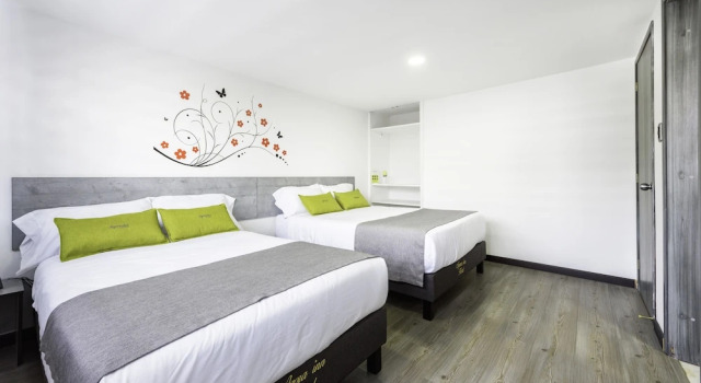 Семейный номер Standard Ayenda 1024 Agora Inn Hotel