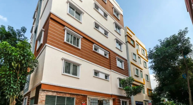 Capital O 62363 N R Residency, Rezervovat Hotel Hotely v Bangalore s parkováním, Parkování