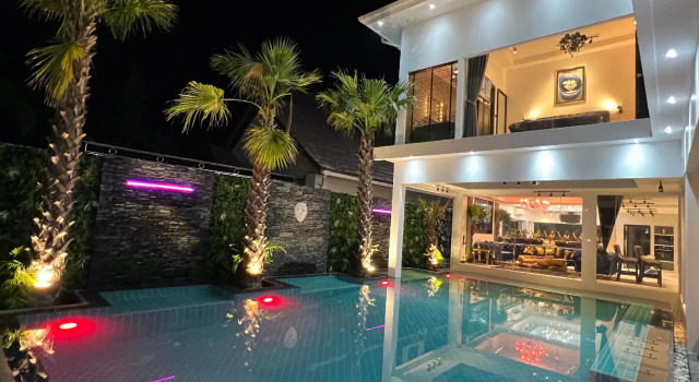 Вилла Art Pool Villa