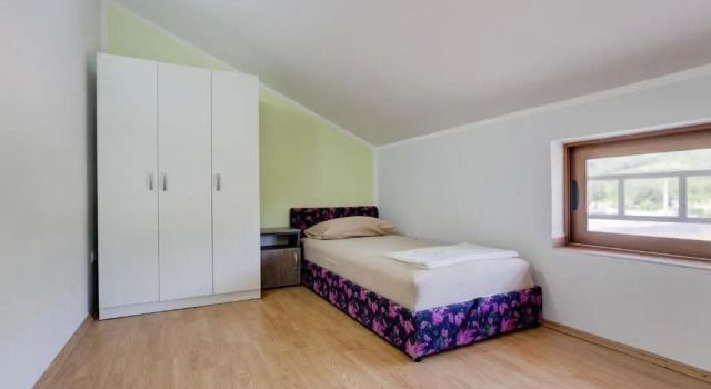 Apartments Popovic, Book Lejlighed Hoteller i Kotor Riviera med parkering, Parkering