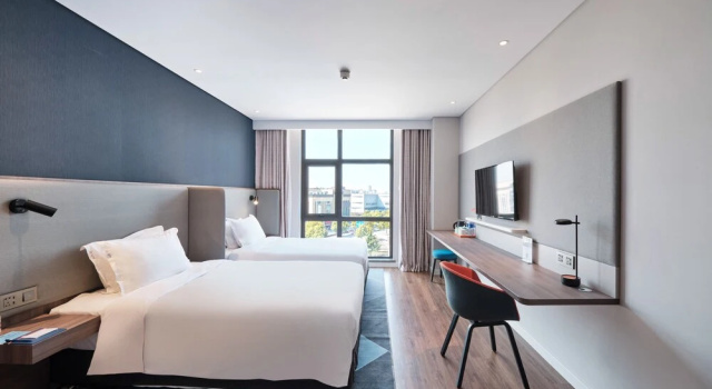 Двухместный номер Standard с видом на город Holiday Inn Express Shanghai Hongqiao North by IHG