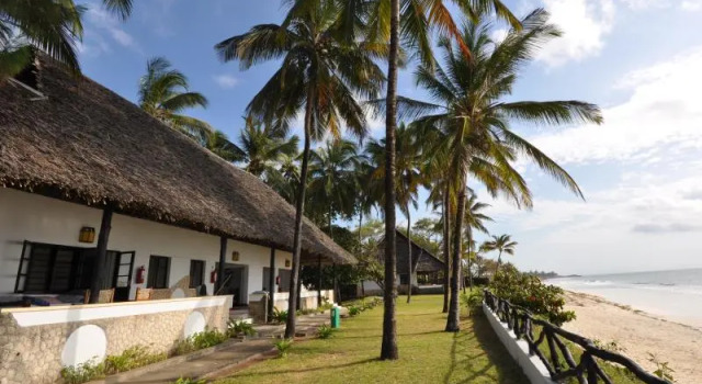 Одноместный полулюкс Kilifi Bay Beach Resort