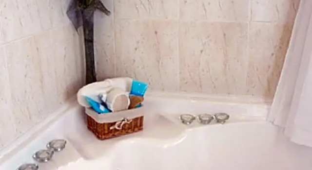 Номер Deluxe The Grand St Leger Hotel