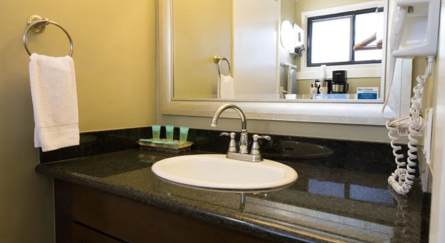 Коттедж с 2 комнатами Monterey Peninsula Inn