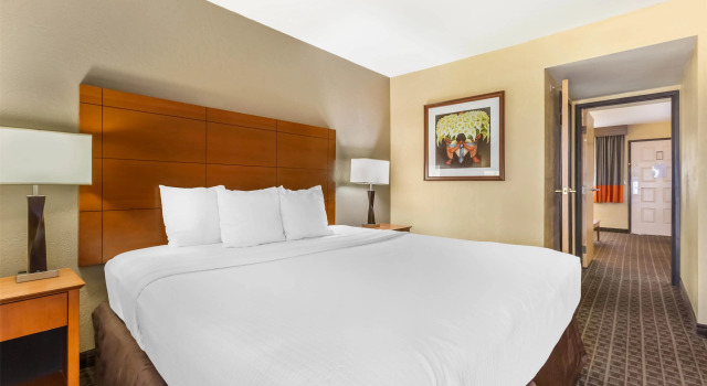 Двухместный люкс Best Western Plus Scottsdale Thunderbird Suites