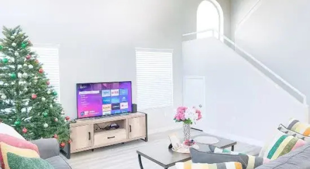 Pool Villa Newly Remodeled 10+ Min to Strip, Забронировать Вилла Лас-Вегас Невада