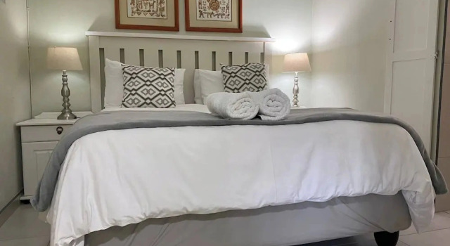 Garden Flat With AC Self Catering