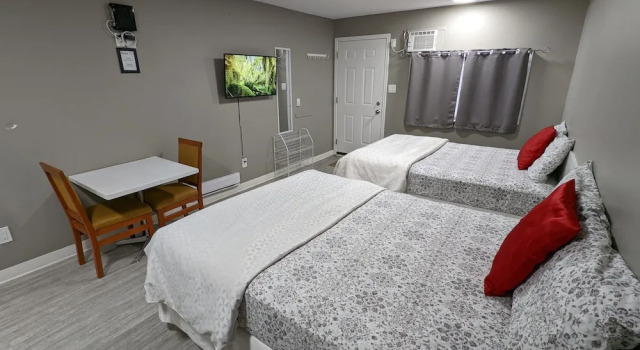 Двухместный номер Standard Riverside Motel & Suites