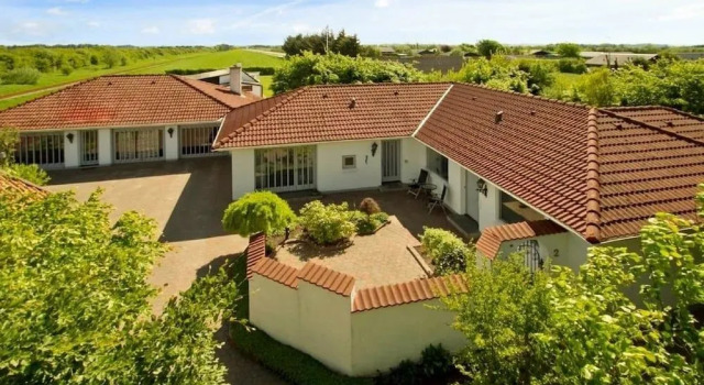 Tornby Guesthouse, Book Hotel Hirtshals Nordjylland