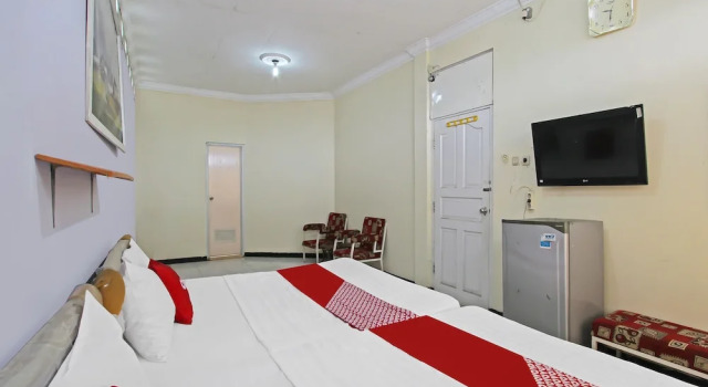 Suite OYO Life 91957 Hotel Roda Mas 2