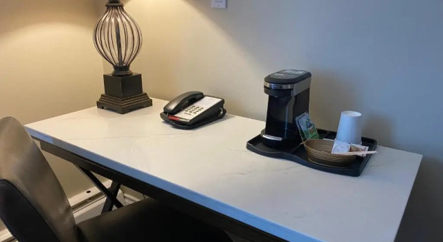 Одноместный номер Standard Arbutus Inn