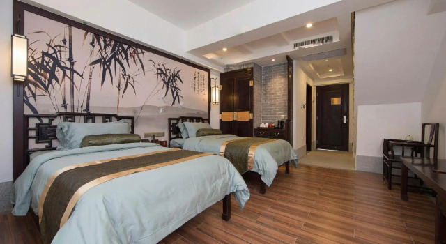 Xinxing Tianlushan Health Resort Hotel, Rezerwuj Ośrodek wypoczynkowy Hotele resortowe w Guangdong, Ośrodek wypoczynkowy