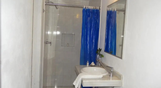 Standardowy dwuosobowy pokój Hotel Nacional