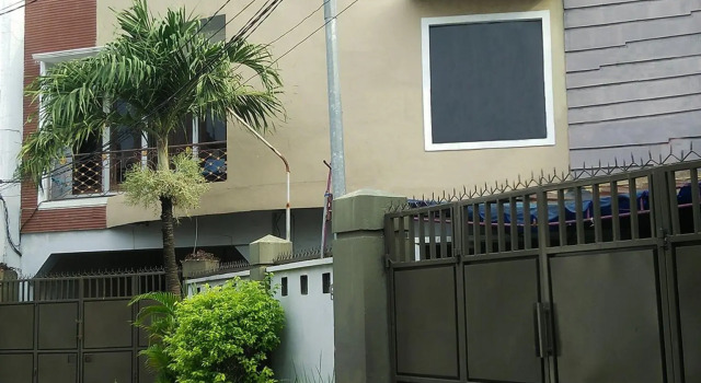 Homestay Excellent Doho Women Only, Book Guesthouse Guest Houses in East Java, Guesthouse