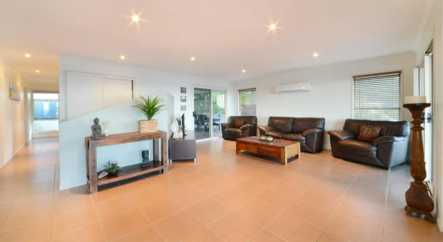 Hydeaway Bay Beach House, Rezerwuj Hotel Hideaway Bay Queensland