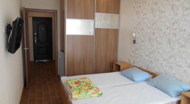 Kryim Hotel, Varaa Guesthouse Solnechnogorskoe Alushta, Ukraine