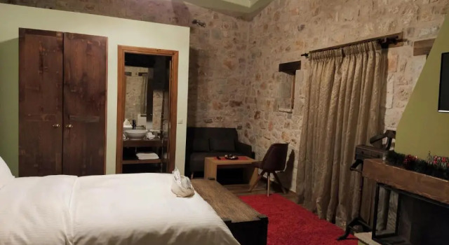 Двухместный номер Deluxe с балконом Elafos Spa Hotel