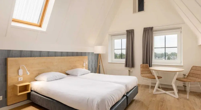 Апартаменты Comfortable Hotel Room in Center of Volendam