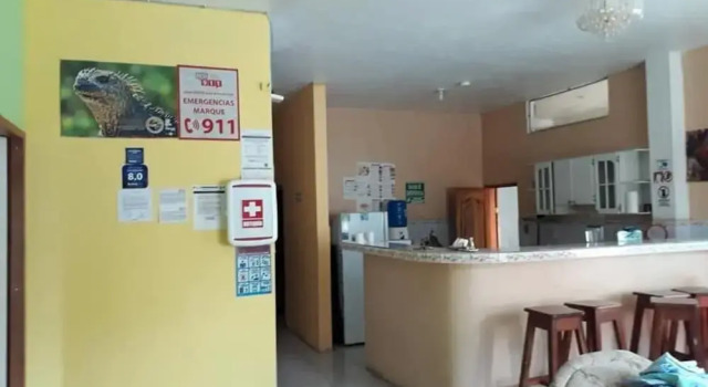 Hostal D Estrellita, Book Hotel Hoteller i San Cristobal Island med parkering, Parkering