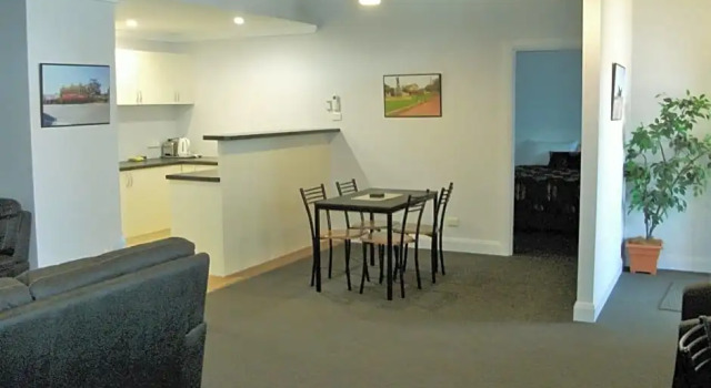 Апартаменты Daydream Motel and Apartments