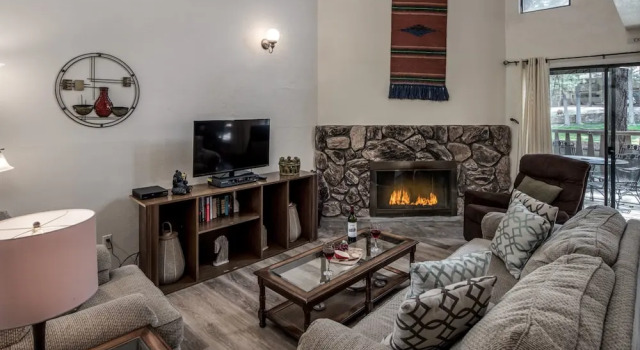 40 Grenoble-three-bedroom, Забронировать Отель Отели Руидозо с бассейном, рядом с Гольф-клуб «The Links at Sierra Blanca», Бассейн