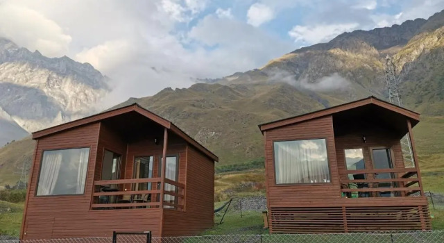 Kazbegi Twins