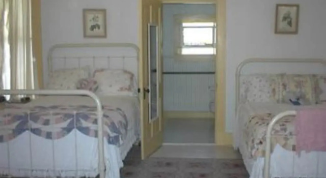 Klassisch Hütte Carleton House Bed and Breakfast