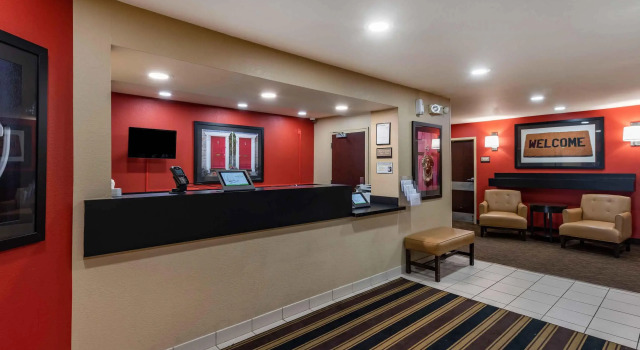 Extended Stay America - Rochester - North, Varaa Hotelli Hotellit Minnesota pysäköinnillä, Pysäköinti