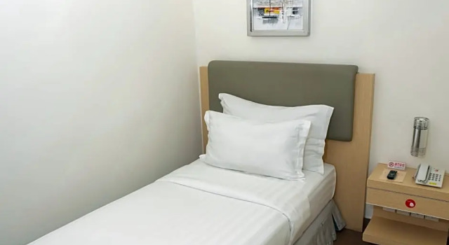 Standard No Window Single room d'primahotel Airport Jakarta Terminal 1A