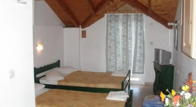 Dakis Studios, Prenota Hotel Kerion Zante