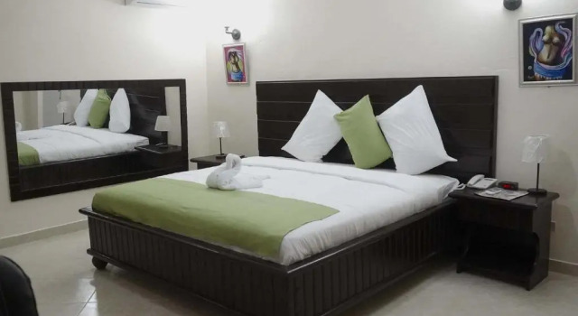 Одноместный номер Standard La Pepiniere Hotel