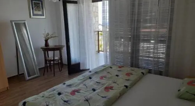 Holiday home V&K, Забронировать Отель Отели Малинска с парковкой, Парковка