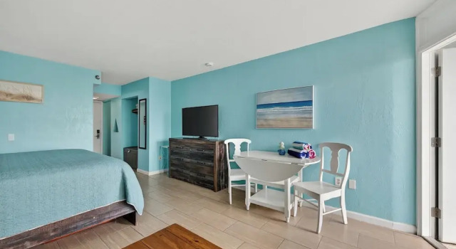 Fountain Beach Resort, Забронировать Курортный отель Отели Дейтона-Бич 3 звезды, рядом с Парк на пляже Breakers, 3*