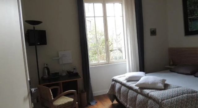 Номер Standard Chambre d'hôte le jardin de l'Esplanade Rennes Centre et gare