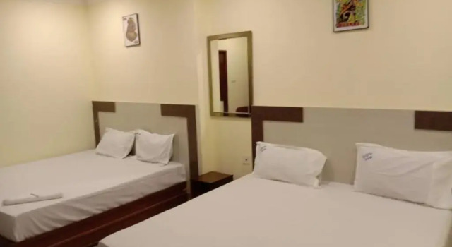 Hotel Dream World Boarding & Lodging, Забронировать Отель Отели штата Тамилнада с завтраком, Завтраки