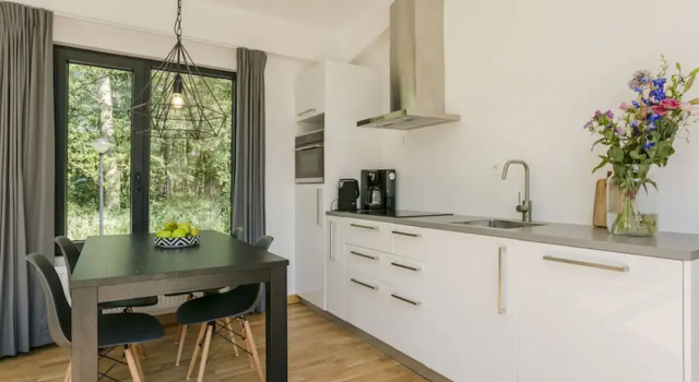 Шале Classic Furnished Chalet With Dishwasher, Near Almelo