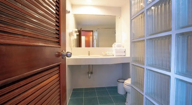 Трёхместный номер Superior с балконом JP Villa Pattaya