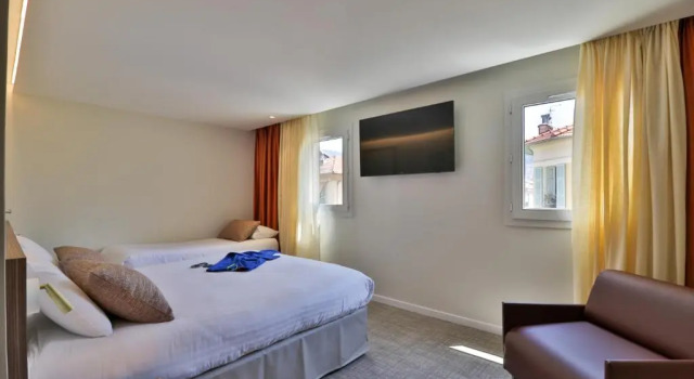 Семейный номер Privilege Hotel du Pin Nice Port by Soniho