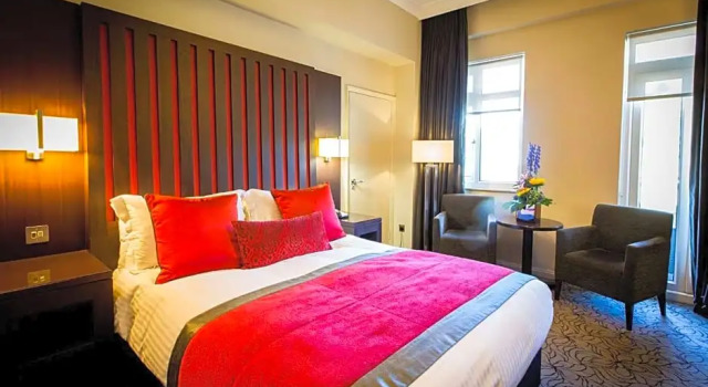 Номер Standard с видом на парк Grand Jersey Hotel and Spa