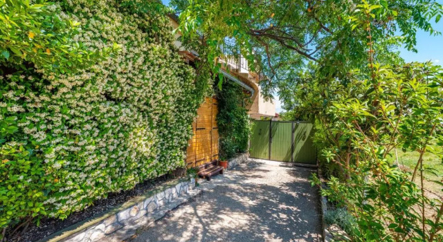 Коттедж Olive House Zadar