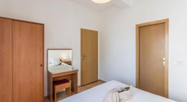 Apartments Vedra, Rezerwuj Apartament Hotele w Split-Dalmatia County z parkingiem, Parking
