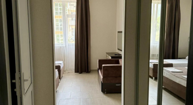 Трёхместный семейный номер Standard с балконом Guest House Vega