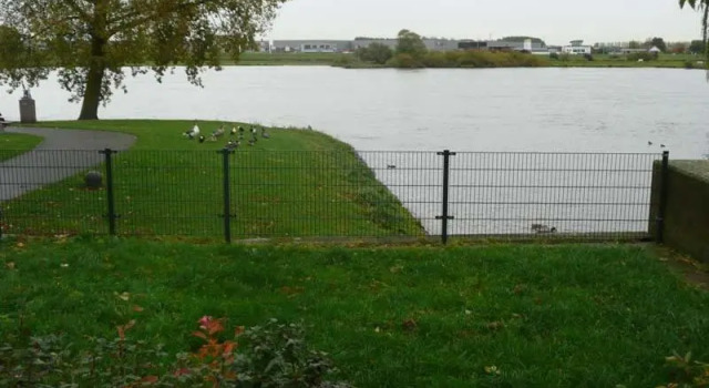 De Zilveren Karper, Rezerwuj Hotel Kampen Salland