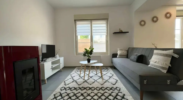 Коттедж Charming Home in Parigne-l'eveque Near Le Mans