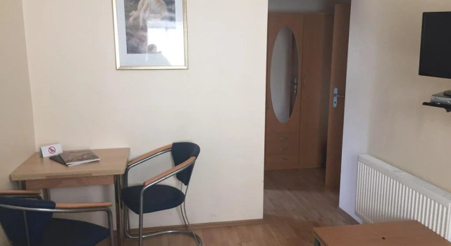 Hotel Restaurant Zagreb, Забронировать Отель Holweide Кельн