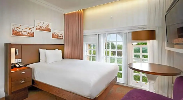 Номер Guest Hilton London Hyde Park