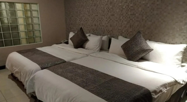 Boston Plus Hotel, Book Hotel Chiayi City Chiayi County