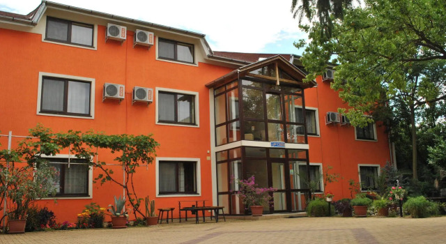 Hotel Cardinal, Book Hotel Satu Mare Romania